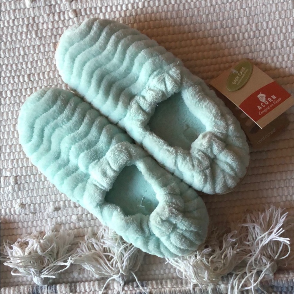 slippers